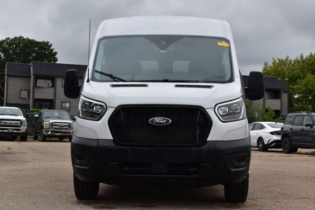 Used 2025 Ford Transit 250 148 Medium Roof Extended AWD w/ Load Area Protection Package image 2