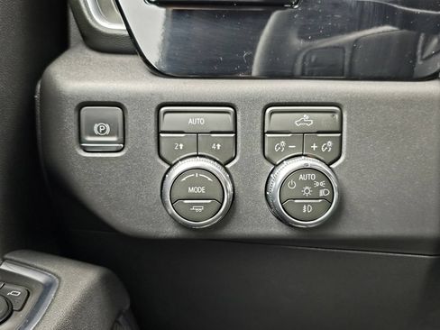 Used 2026 GMC Sierra 1500 Elevation AWD/4WD image 17