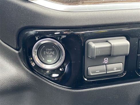 New 2026 Chevrolet Silverado 3500 LT w/ Convenience Package image 21