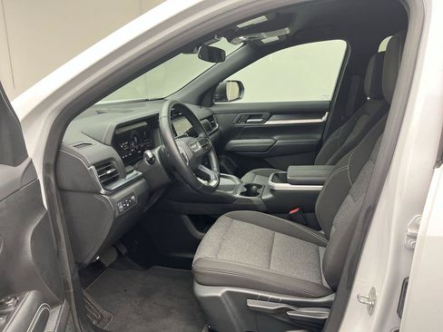 Used 2026 GMC Terrain Elevation AWD/4WD image 3