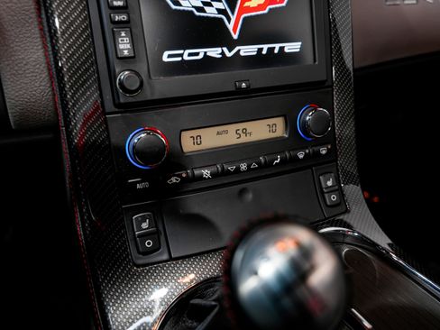 Used 2013 Chevrolet Corvette 427 w/ 1SC Preferred Equipment Group image 13