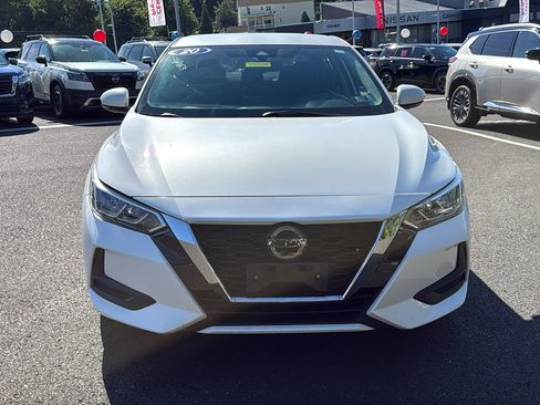 Certified 2020 Nissan Sentra SV FWD image 2