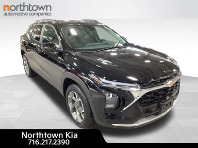 Used 2025 Chevrolet Trax LT w/ Driver Confidence Package