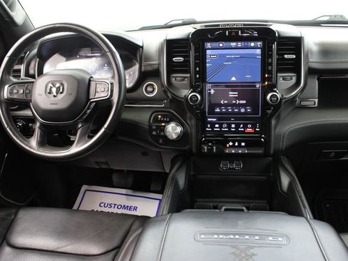 Used 2024 RAM 1500 Limited AWD/4WD image 9