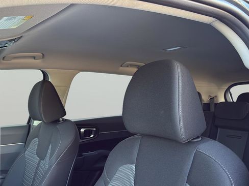 New 2026 Kia Sorento LX FWD image 12