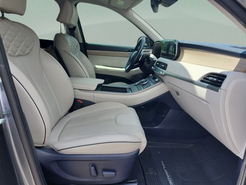 Used 2022 Hyundai Palisade Limited w/ Cargo Package FWD image 19