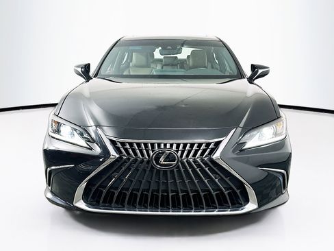 Used 2024 Lexus ES 350 w/ Premium Package image 2