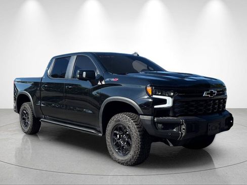 Used 2025 Chevrolet Silverado 1500 ZR2 w/ ZR2 Bison Edition AWD/4WD image 7