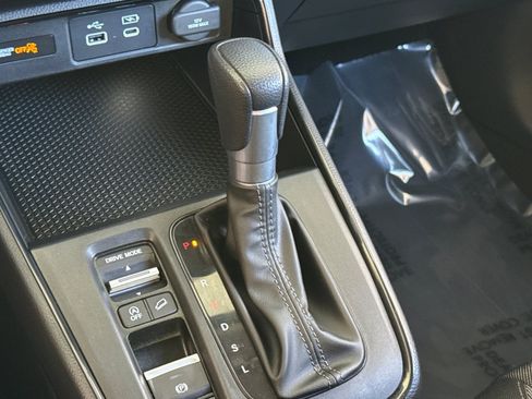 Used 2025 Honda CR-V EX image 18