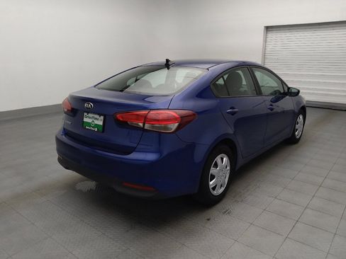 Used 2017 Kia Forte LX FWD image 9