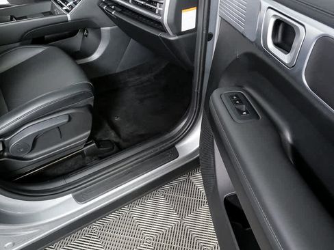 Certified 2024 Hyundai Santa Fe SEL image 22