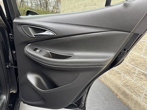 Used 2023 Buick Encore GX Essence w/ Experience Buick Package image 31