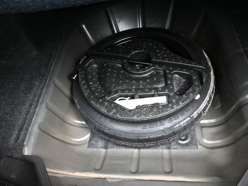 Used 2016 Ford Fiesta SE FWD image 36