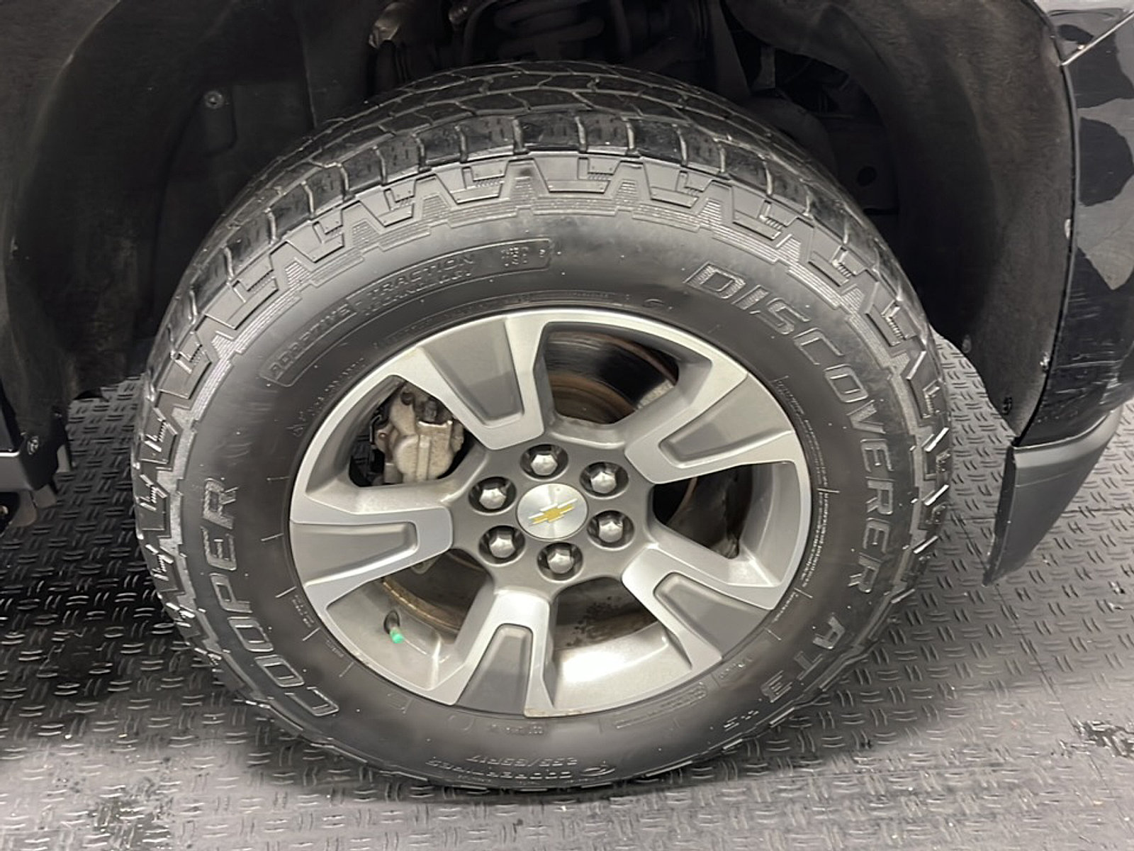 Used 2017 Chevrolet Colorado Z71 AWD/4WD image 22