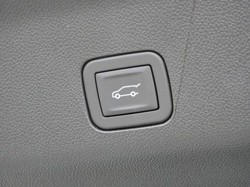 New 2026 GMC Yukon AT4 Ultimate AWD/4WD image 32