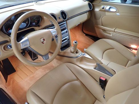 Used 2007 Porsche Boxster image 10