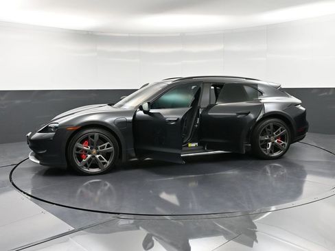 Certified 2023 Porsche Taycan 4S image 40