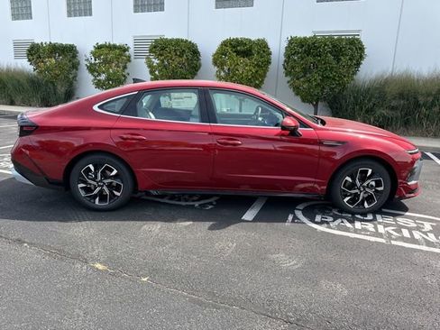 Used 2024 Hyundai Sonata SEL image 4