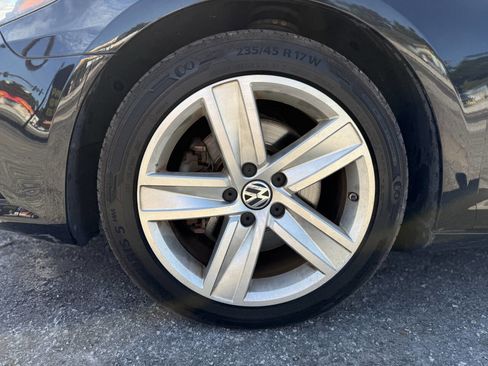 Used 2013 Volkswagen CC Sport Plus image 25