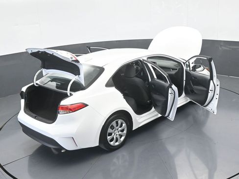 Used 2024 Toyota Corolla LE image 67