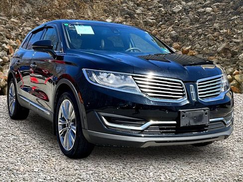 Used 2016 Lincoln MKX Reserve w/ Technology Package AWD/4WD image 10