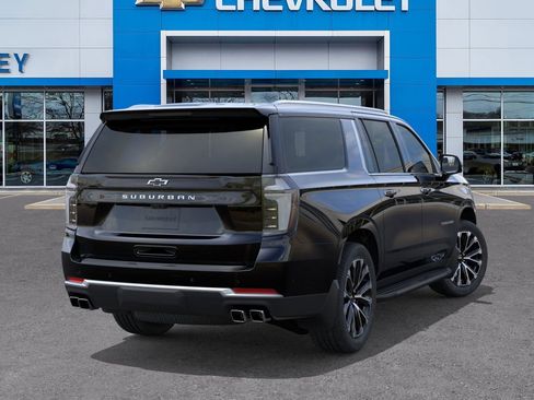 New 2025 Chevrolet Suburban High Country image 4