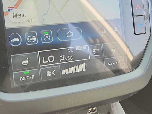 Used 2025 Subaru Forester Limited AWD/4WD image 17