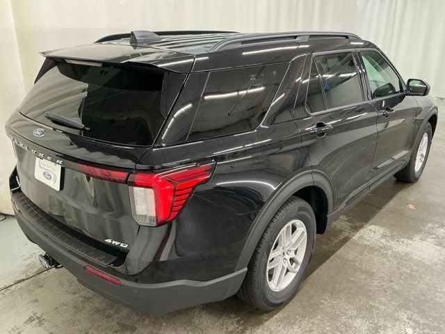 New 2026 Ford Explorer Active AWD/4WD image 3