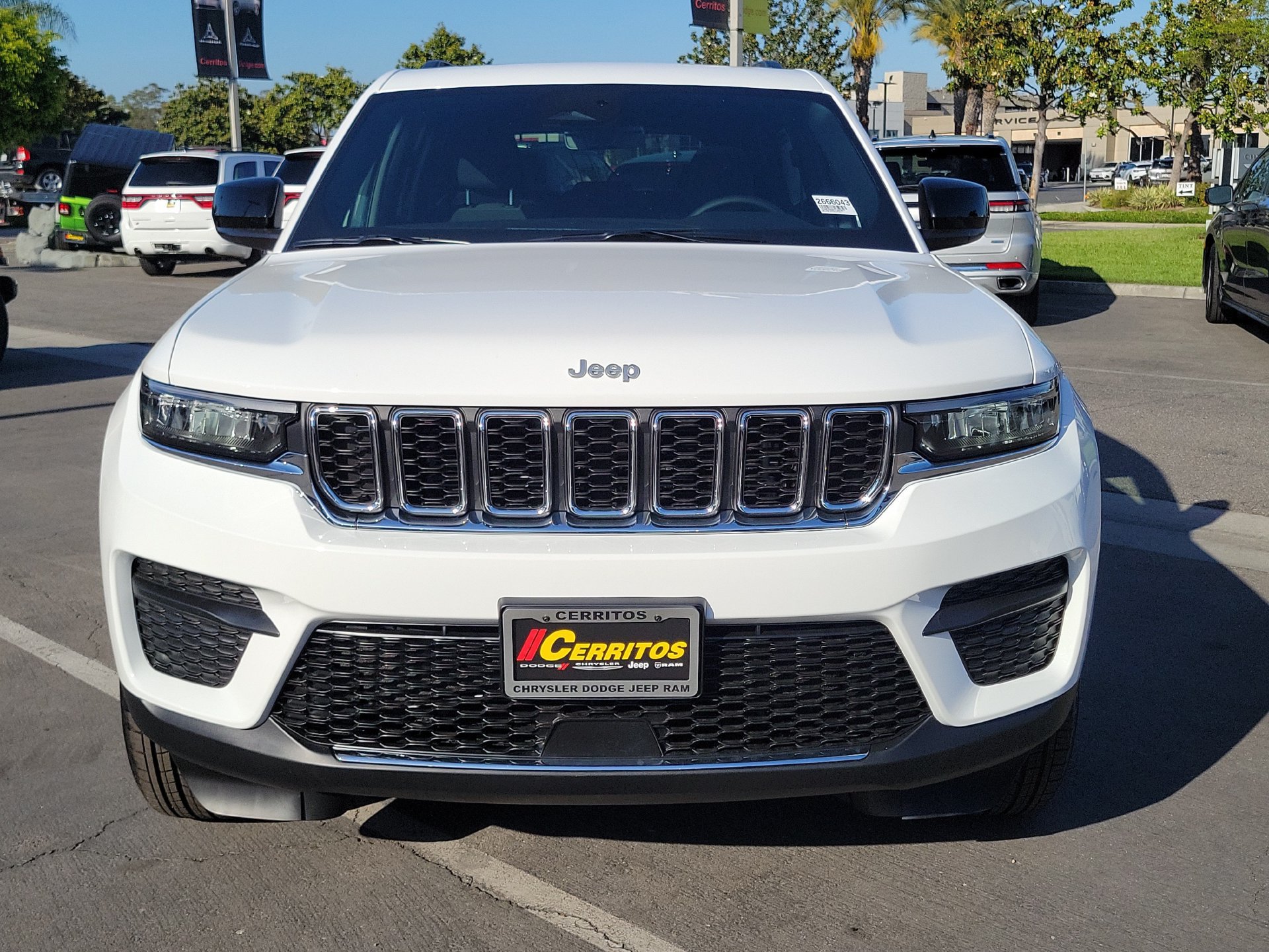 New 2026 Jeep Grand Cherokee Laredo X AWD/4WD image 22