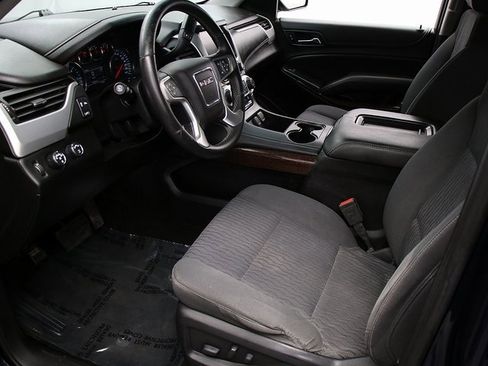Used 2018 GMC Yukon SLE w/ Convenience Package image 10