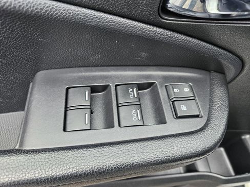 Used 2017 Honda Pilot LX image 11