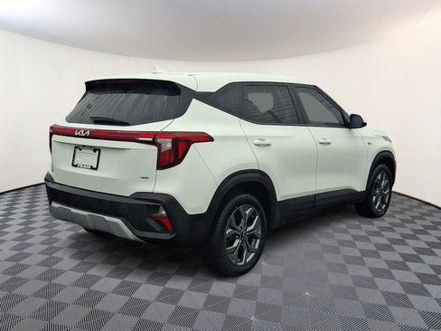 Used 2024 Kia Seltos LX image 6