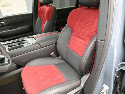 New 2026 Nissan Armada NISMO AWD/4WD image 12