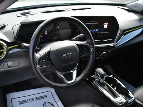 Used 2025 Chevrolet Trax ACTIV w/ Driver Confidence Package image 14