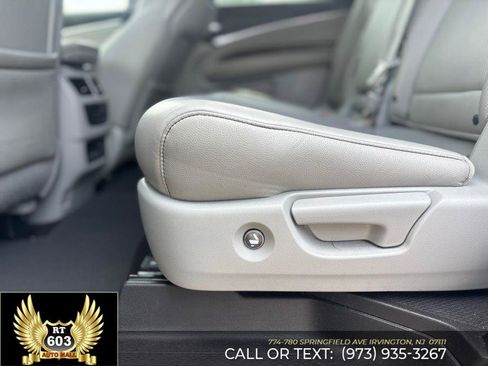 Used 2020 Acura MDX SH-AWD w/ Technology Package image 13