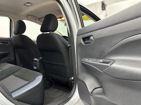 Used 2024 Nissan Versa SV FWD image 28