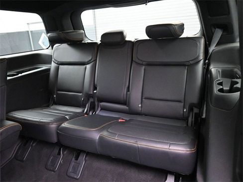Used 2025 Ford Expedition Tremor image 19