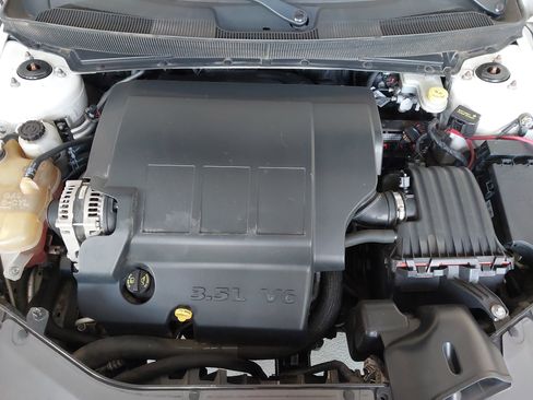 Used 2008 Chrysler Sebring Limited w/ Luxury Group image 30