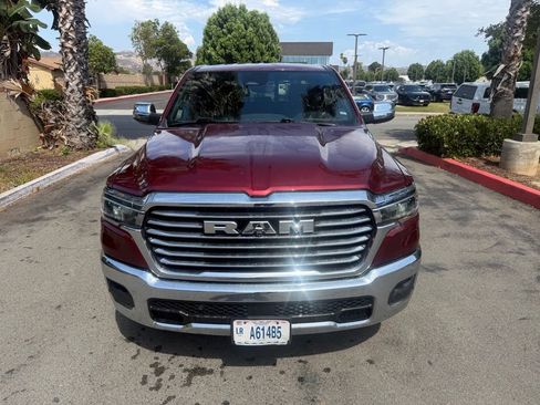 Used 2025 RAM 1500 Laramie AWD/4WD image 3