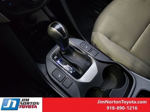 Used 2018 Hyundai Santa Fe Sport w/ 2.4L Value Package 02 image 22