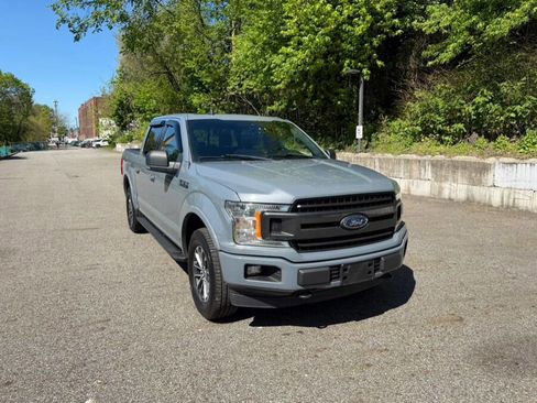 Used 2019 Ford F150 XLT w/ Equipment Group 302A Luxury AWD/4WD image 14
