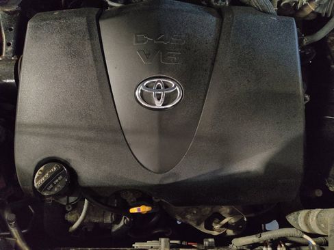 Used 2019 Toyota Highlander XLE image 30