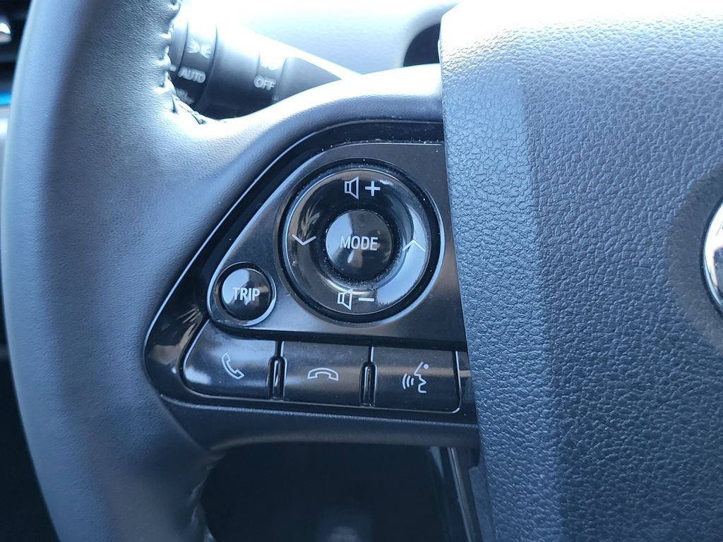 Used 2019 Toyota Prius XLE AWD/4WD image 15