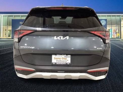 Used 2023 Kia Sportage EX image 22