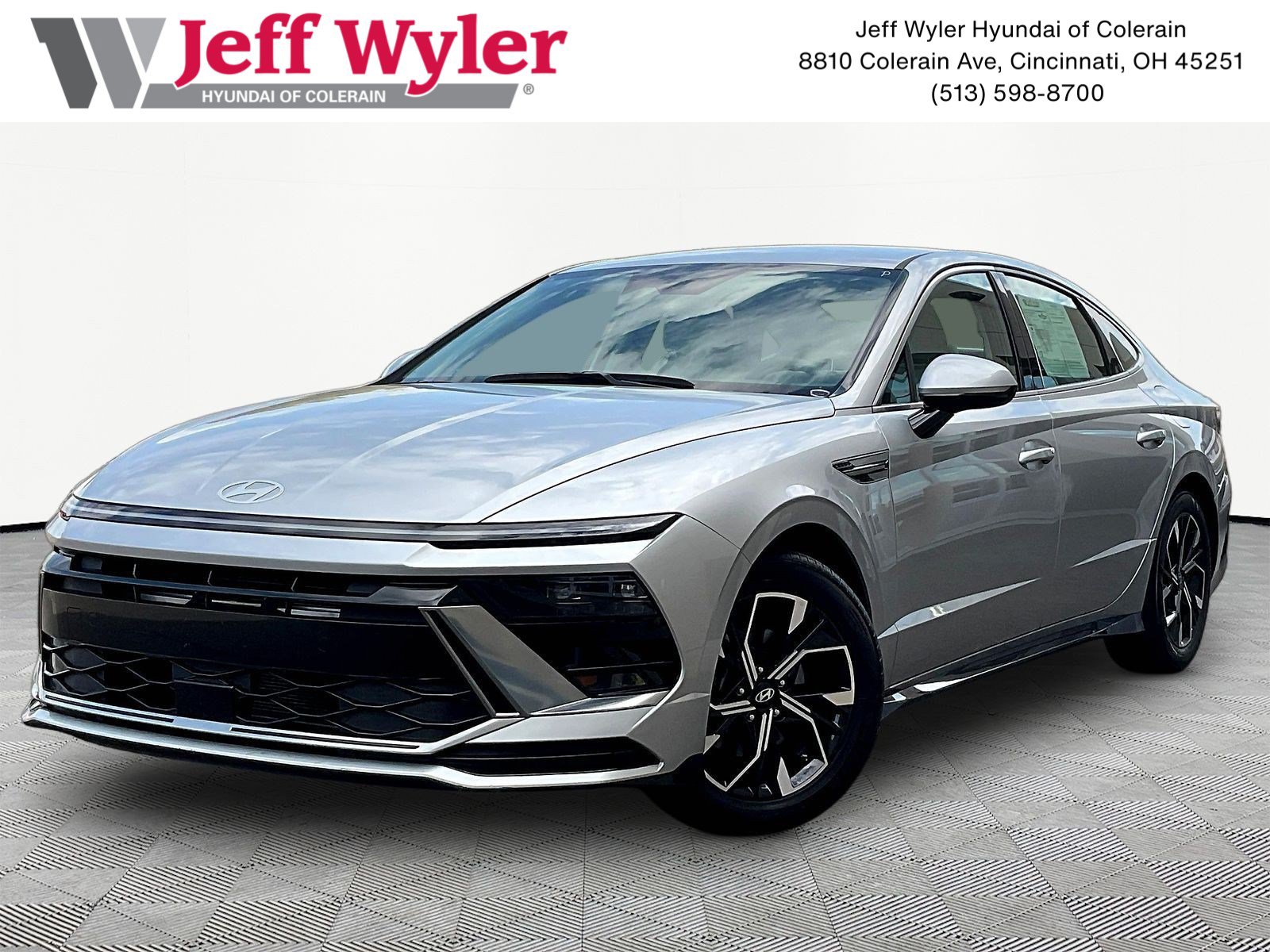 Used 2025 Hyundai Sonata SEL FWD image 1