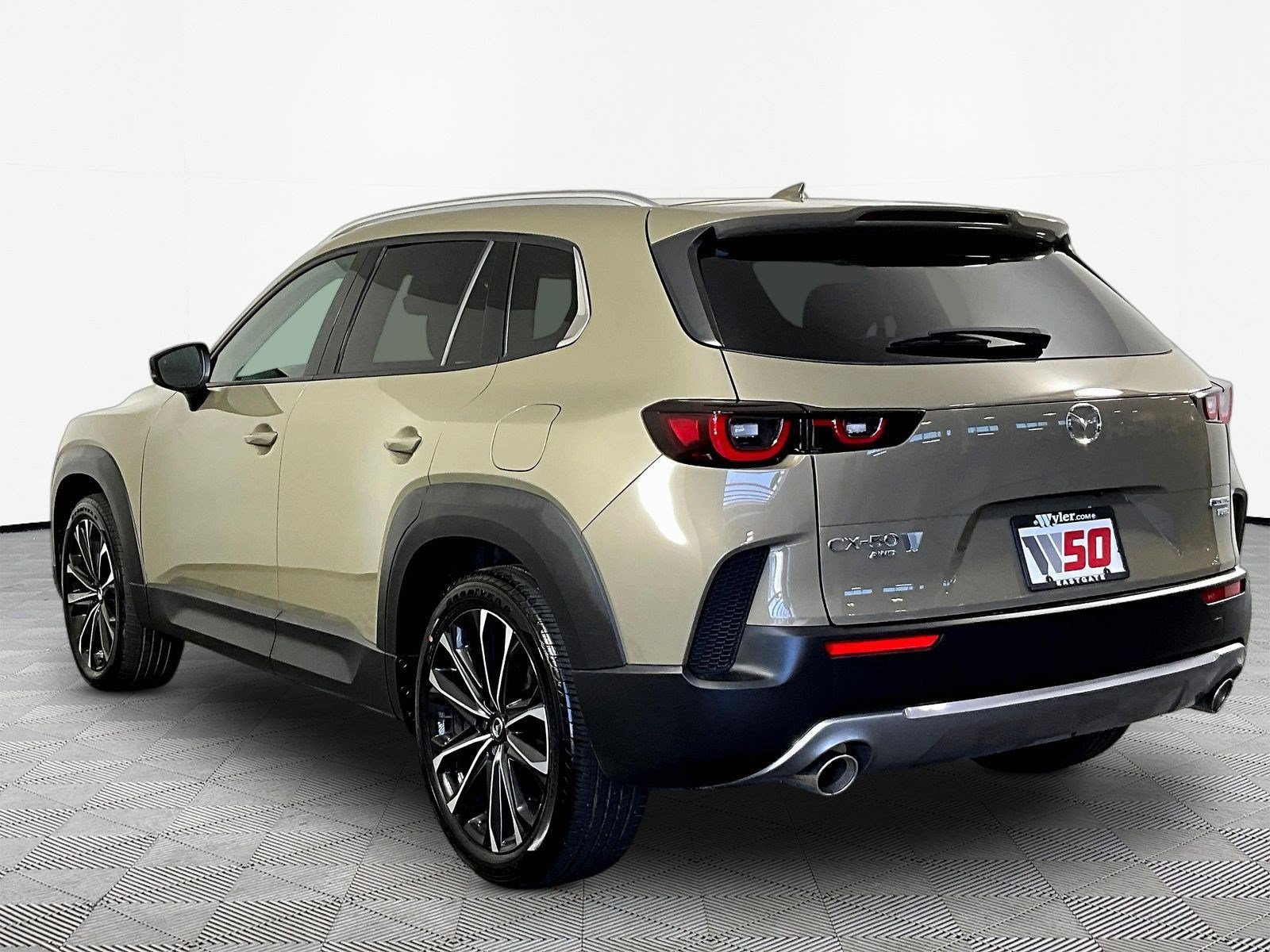 Used 2025 MAZDA CX-50 AWD 2.5 Turbo w/ Weather Package image 4
