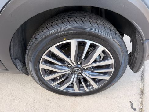 Used 2023 Nissan Kicks SV FWD image 30