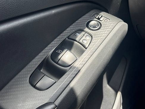 Used 2025 Nissan Altima 2.5 SV FWD image 26