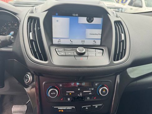 Used 2019 Ford Escape SE FWD image 12