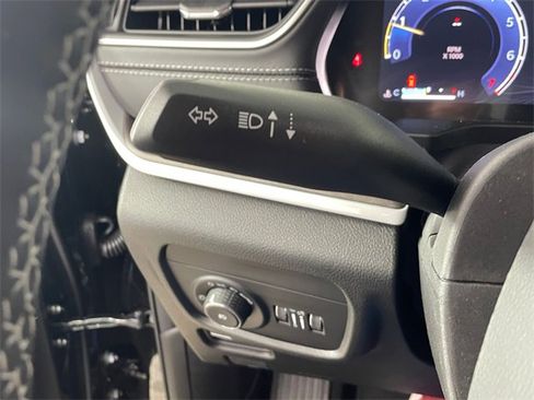 New 2025 Jeep Grand Cherokee L Limited w/ Trailer Tow Package image 12